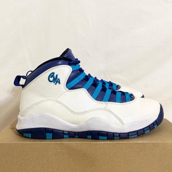 Jordan 10 Retro Charlotte Size 9 310805-107 2016 PRE-OWNED - Picture 1 of 9